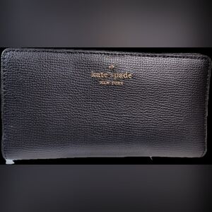 Kate Spade New York  Women's Wallet - Black NEW Withoud Tags .